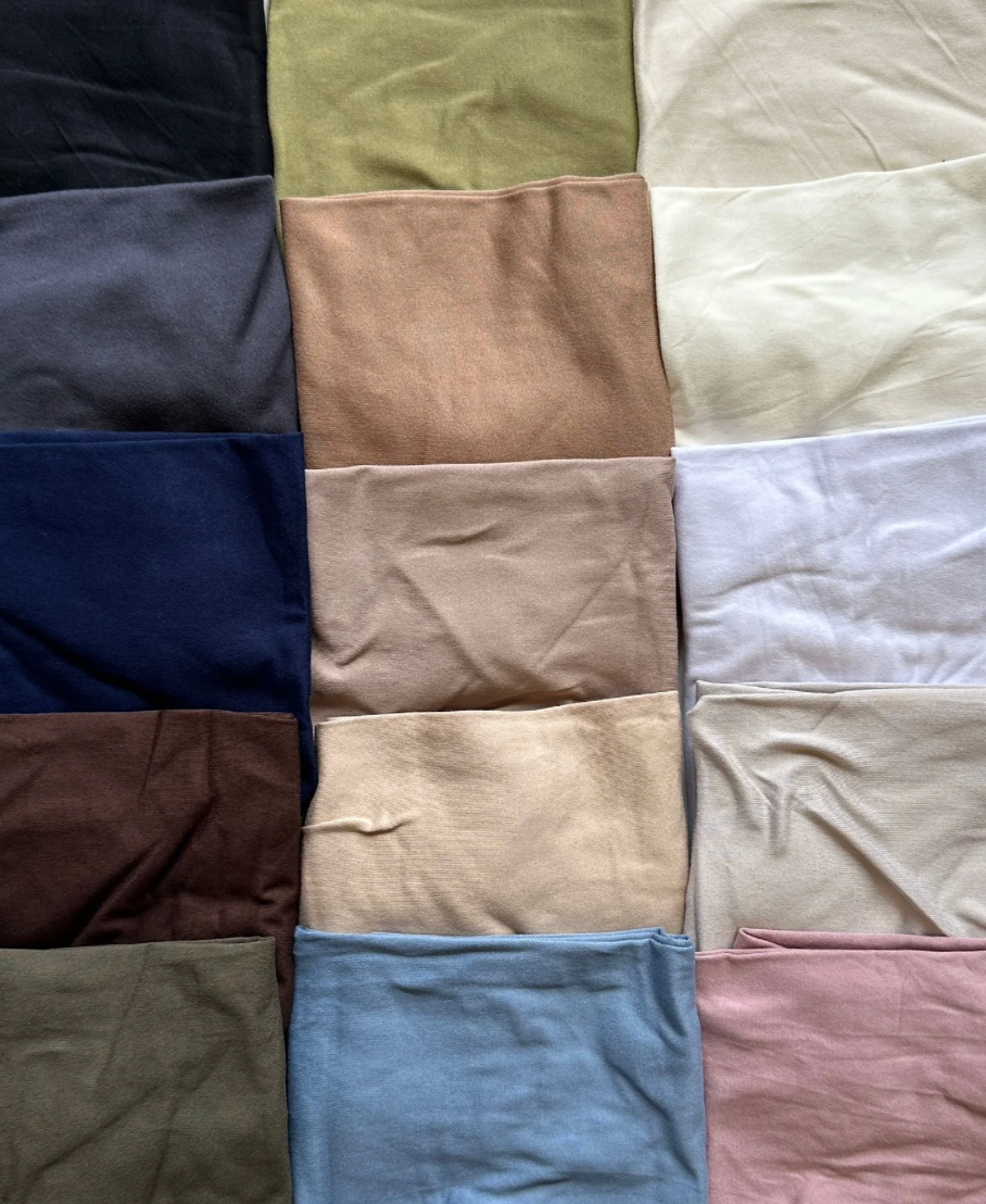 Bonnet a nouer - Plusieurs coloris